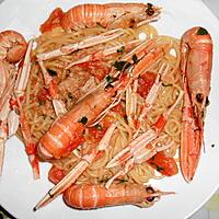 recette SPAGHETTADE AI SCAMPI E TONNO  (langoustines et thon)