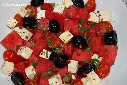 Salade-pasteque--feta--tomates-et-baies-roses 7228