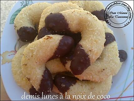 demi lunes à la coco.