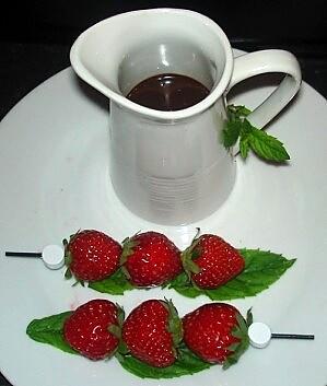 Brochettes de fraises Mara au Nutella 08