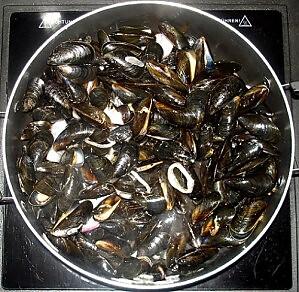 moules-a-la-Normande-03.JPG