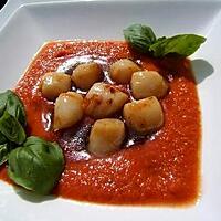 recette Soupe froide de tomate aux noix de pétoncles poêlées au sirop d'érable