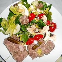 recette SALADE COMPOSEE POUR FINIR MON PATE DE SANGLIER