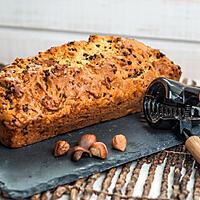 recette cake à l'orange, noisettes et pépites de chocolat