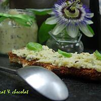 recette **Tartinade légère aux coeurs d'artichauts parfumée au basilic,graines de sésame et de lin**