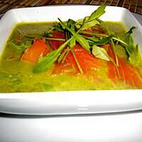 recette Crème de roquette avec des tranches de saumon