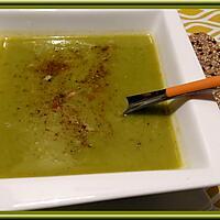 recette Soupe de brocolis au curcuma