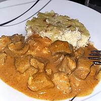 recette Sauté de porc au lait de coco et curry rouge