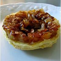 recette Tartelette tatin de chèvre et oignons caramélisés