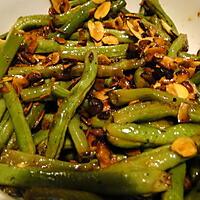 recette Haricots verts aux amandes et à l'ail