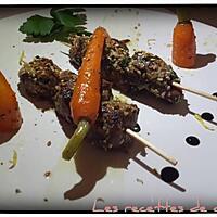 recette Brochettes de magret de canard aux sésames, petites carottes glacées au miel