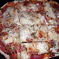 recette Pizza jambon/chorizo raclette