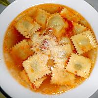 recette RAVIOLI AU BROCCIU AL BRODO (au bouillon)