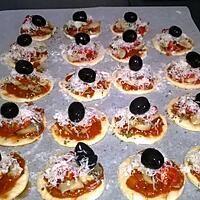 recette mini-pizzas tomate champignons