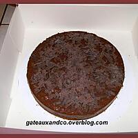 recette GATEAU AU CHOCOLAT ET PISTACHES