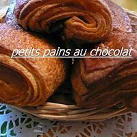 recette PETITS PAINS AUX  CHOCOLATS