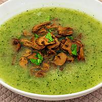 recette Soupe facile aux courgettes et aux champignons