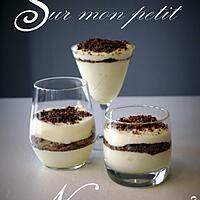 recette Mousse Petits-Suisses, Chocolat Blanc, Eclats de Chocolat Noir et Speculoos