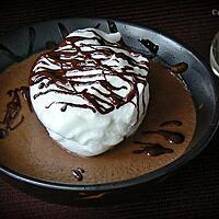 recette Iles flottantes sur Crème Anglaise au chocolat noir selon Trish Deseine