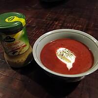 recette Soupe de betteraves au raifort, à l'aneth et à la crème