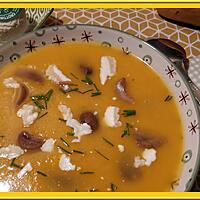 recette Velouté de courge Butternut accompagné de châtaignes et Chavignol