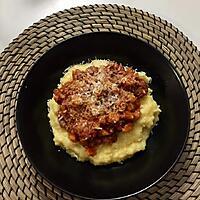 recette POLENTA & SA SAUCE À LA VIANDE