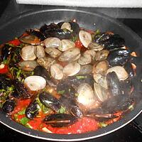 recette DUO DE MOULES ET VONGOLE AU PEPERONCINO