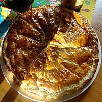 recette galette frangipane noix /noisette / chocolat blanc/chocolat noir