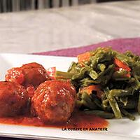 recette Boulettes de viande à la sauce tomate et haricots verts poivrons