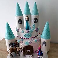 recette Gâteau d'anniversaire:Le château de la reine des neiges et ses amies
