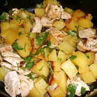 recette POELEE DE POULET POMMES DE TERRE OIGNONS