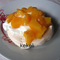 recette Pavlovas aux pêches au sirop