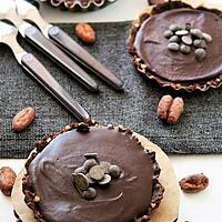 recette Tartelettes au chocolat et sa pâte aux dattes-kasha, Bio, sans gluten, sans oeufs, sans lait