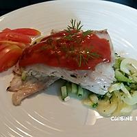 recette Filet de Bar sur lit de courgette-poivron sauce ketchup moutarde