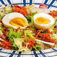recette Salade d'oeufs, carotte, radis et noix