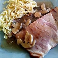 recette Jambon sauce Madère aux champignons accompagné de ses tagliatelles