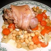 recette JAMBONNEAU POIS CHICHES ET CAROTTES