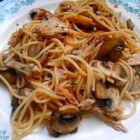 recette SPAGHETTI POULE CHAMPIGNONS
