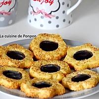 recette Sablé aux graines de sésame garni de gelée de mûres sauvages