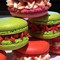 recette Macarons meringue française, crème vanille/ tonka et coeur noisette