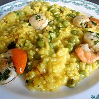 recette RISOTTO SAFRAN AUX PETITS POIS ET ST JACQUES