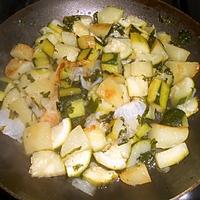 recette POELEE DE COURGETTES POMMES DE TERRE OIGNONS