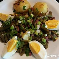 recette Salade de haricots verts, lard, pdt, vinaigrette aux oignons nouveaux