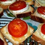 recette Tartine de tomates chèvre et miel