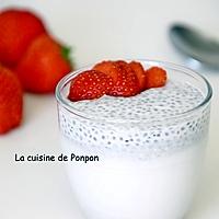 recette Crème au lait de coco, graines de chia et fraises