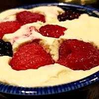 recette Crème pistache mascarpone et fruits rouges ( recette très façile et sans oeufs )