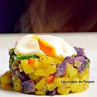 recette Tour de vitelotte, courgette et butternut garnie d'un oeuf poché