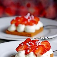 recette Tartelette aux fraises sur chantilly à l'acérola et combava, sans cuisson