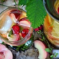 recette Sangria blanche aux pêches et framboises