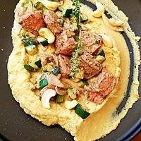 recette Agneau mariné à l'indienne sur une purée à l'houmous d'aubergine